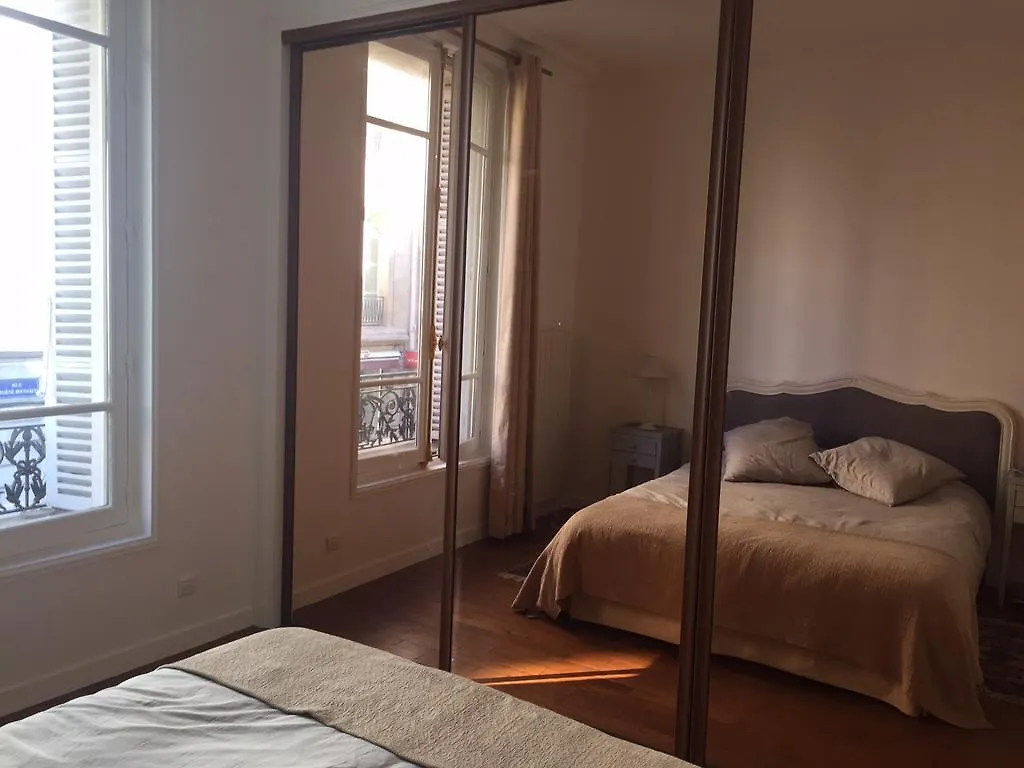 Royal And Luxury Palace Paris 0*,